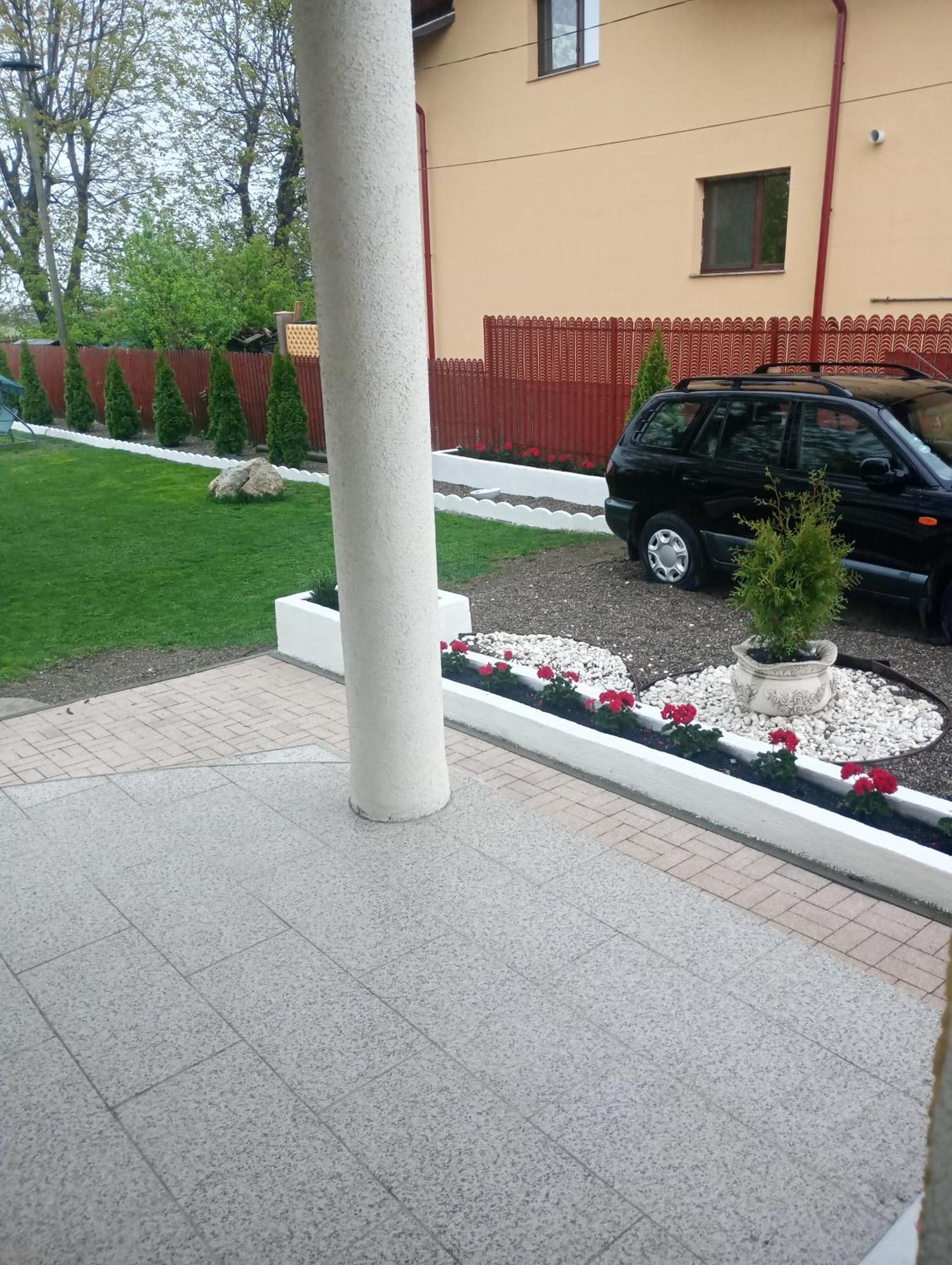 Izabella Guest House 萨彻勒 外观 照片