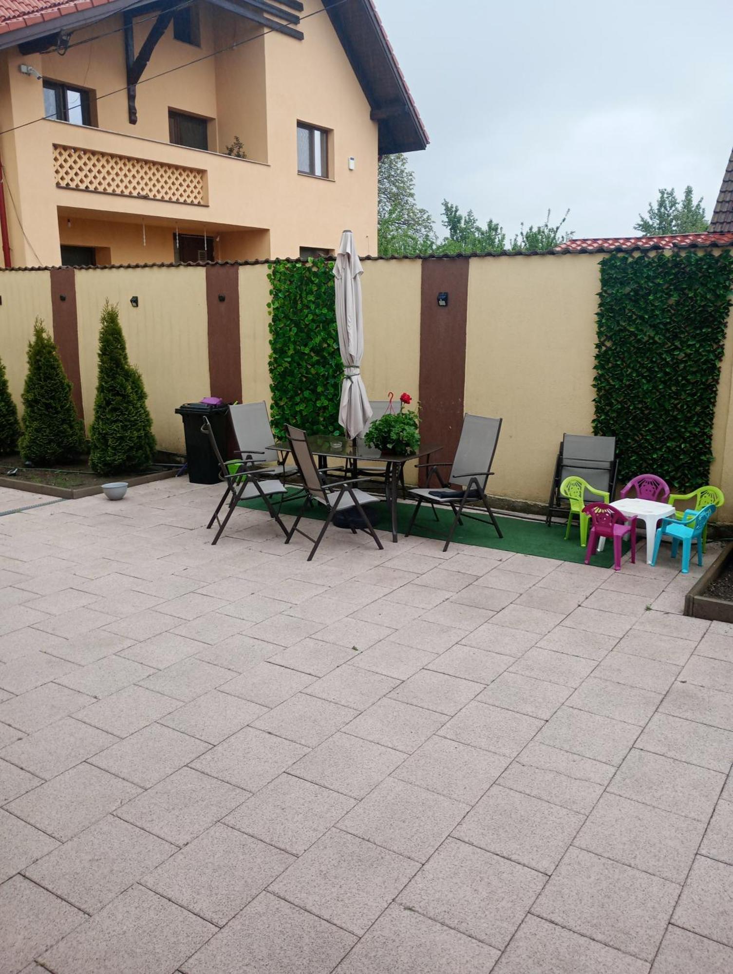 Izabella Guest House 萨彻勒 外观 照片